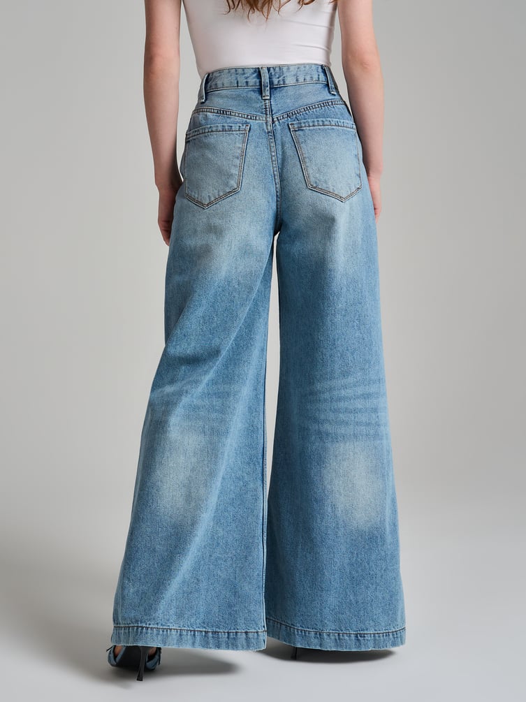 Джинсы широкие с завышенной талией