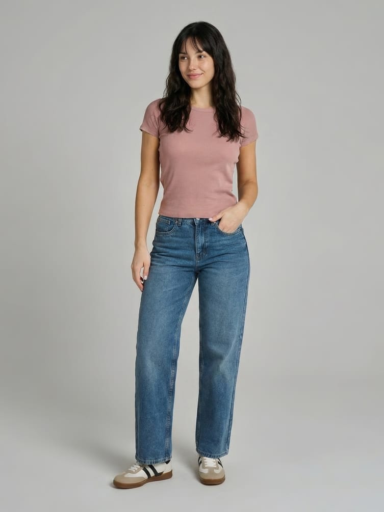 Футболка облегающая в рубчик