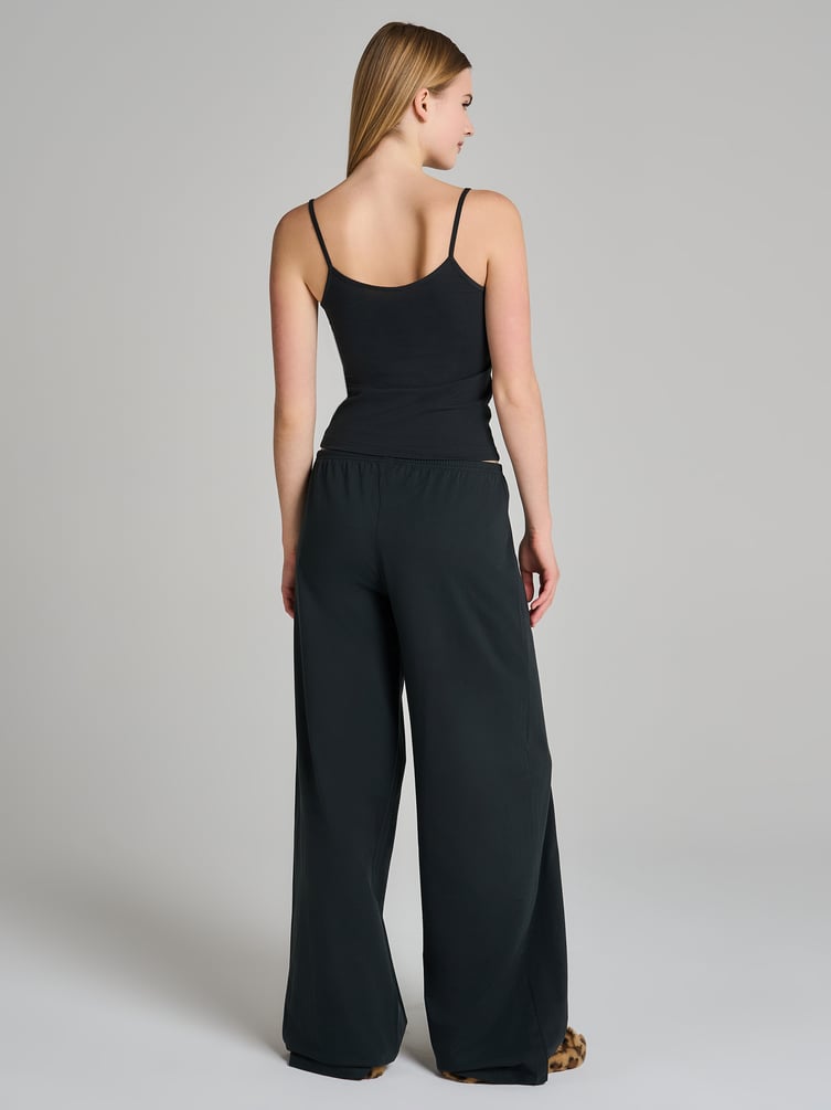 Пижама из хлопка с майкой и брюками