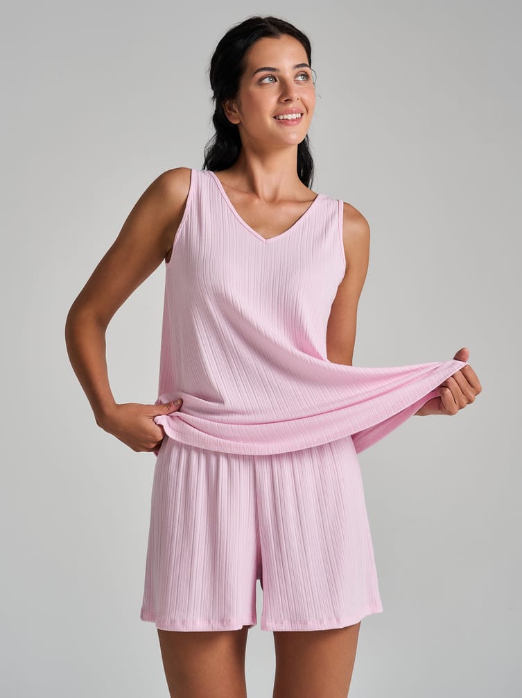 Пижама из вискозы с шортами