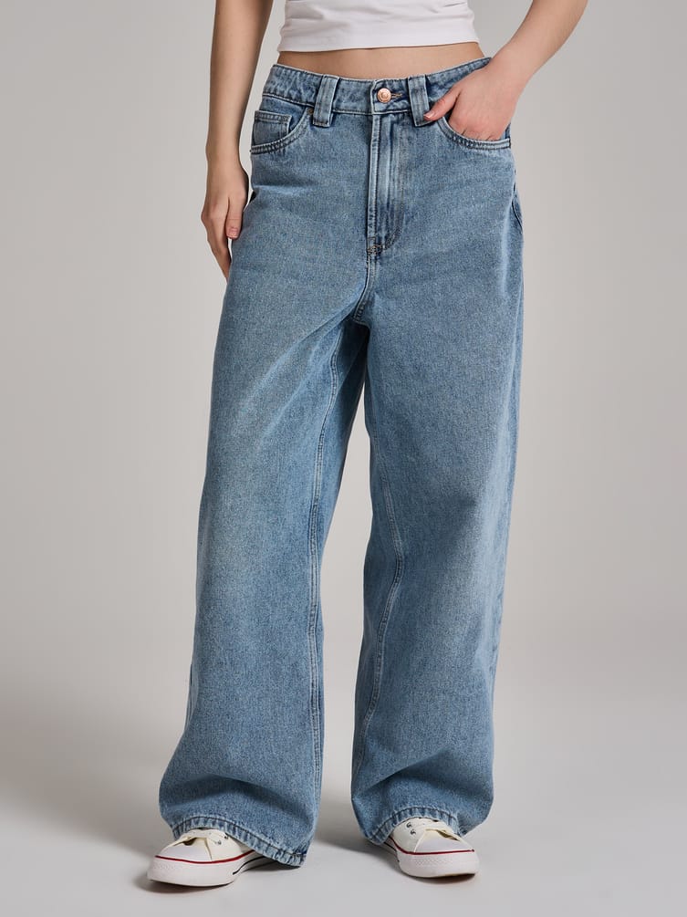 Джинсы багги широкие с вареным эффектом