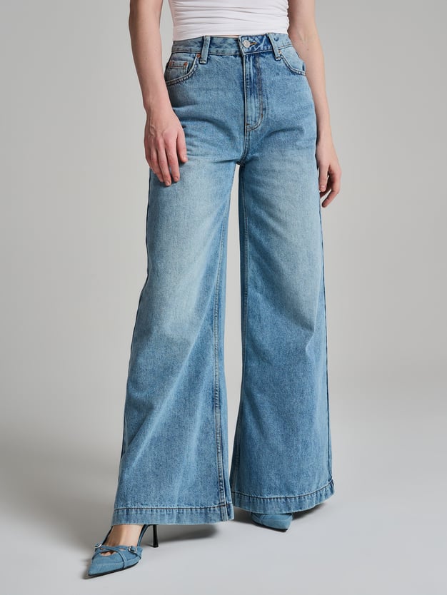 Джинсы широкие с завышенной талией