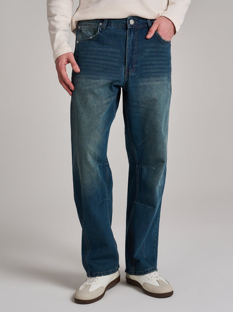 Джинсы багги с декоративным смещенным швом