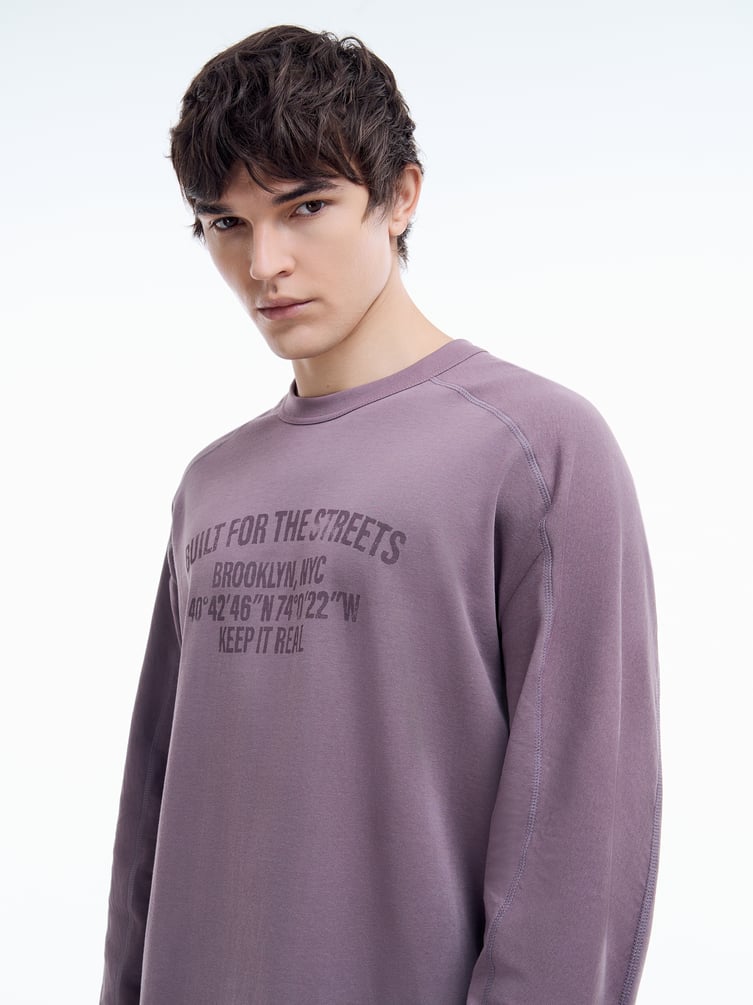 Лонгслив оверсайз с надписью