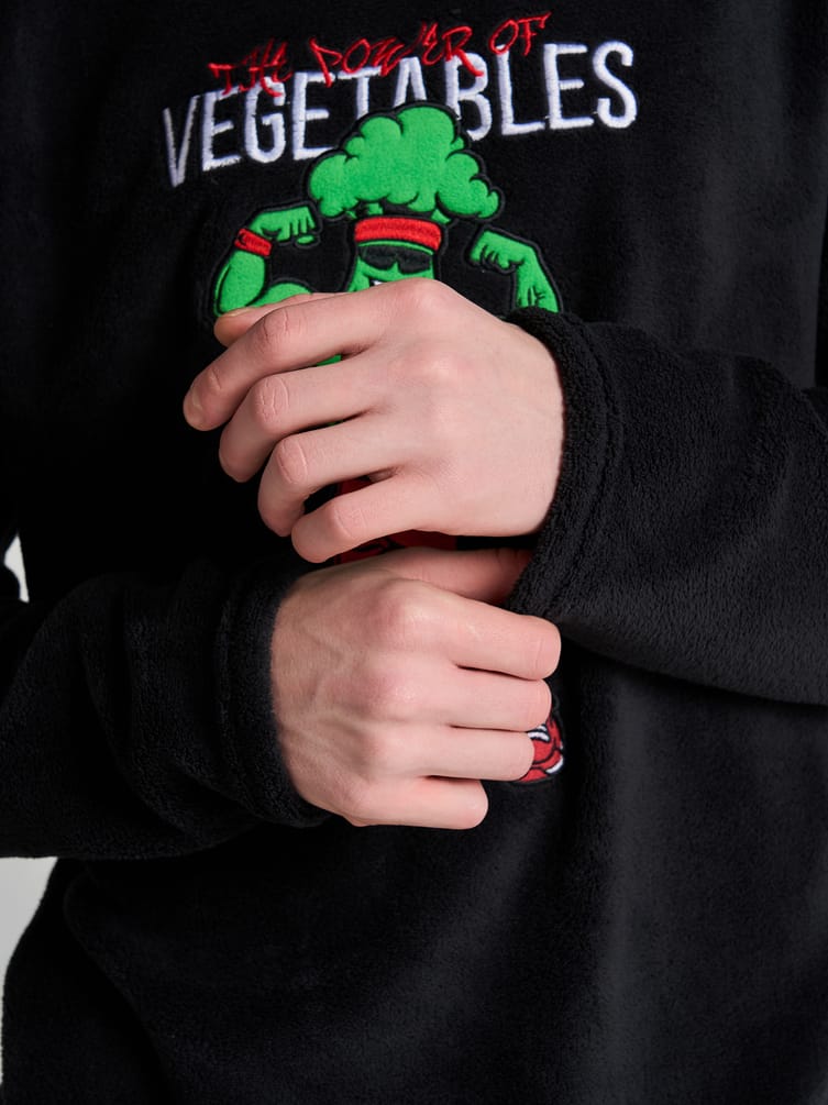 Пижама плюшевая с вышивкой и брюками