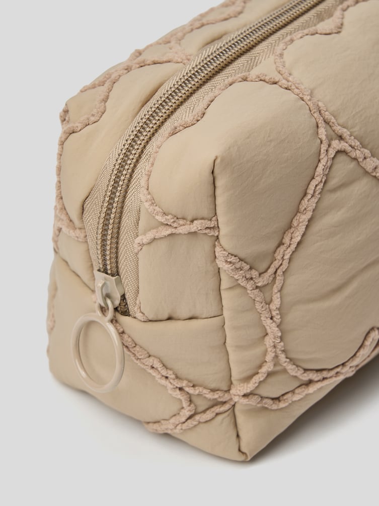 Косметичка сердца