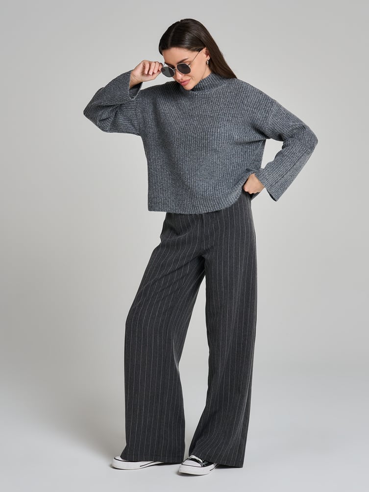 Свитер вязаный теплый