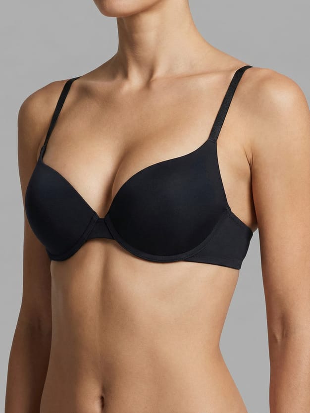 Классический бюстгальтер с плотными чашками