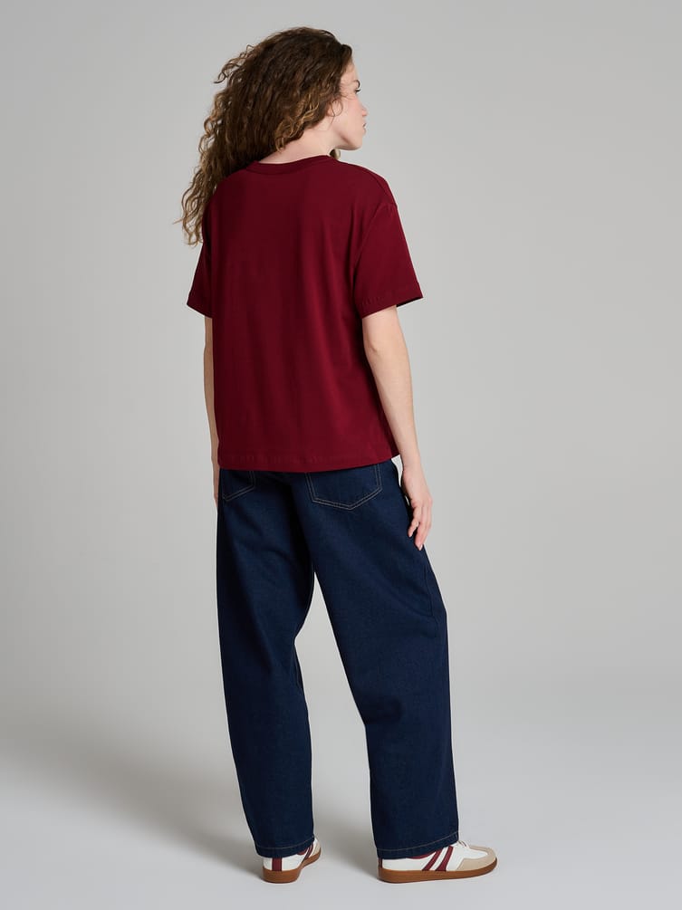 Футболка с надписью College Team Spirit