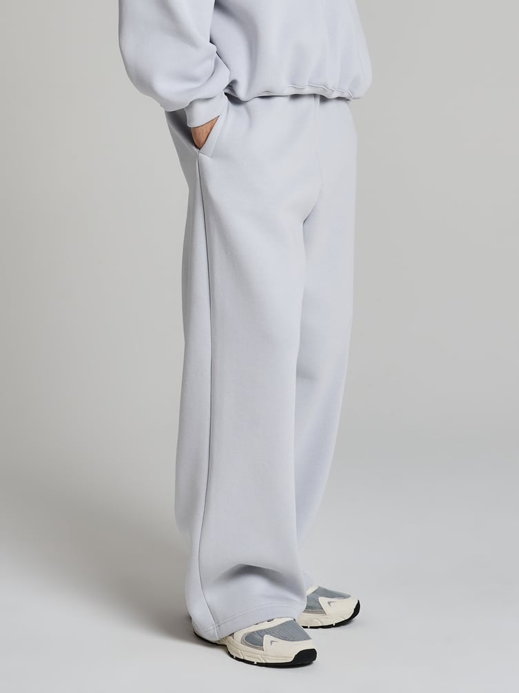 Теплые брюки оверсайз на резинке с начесом