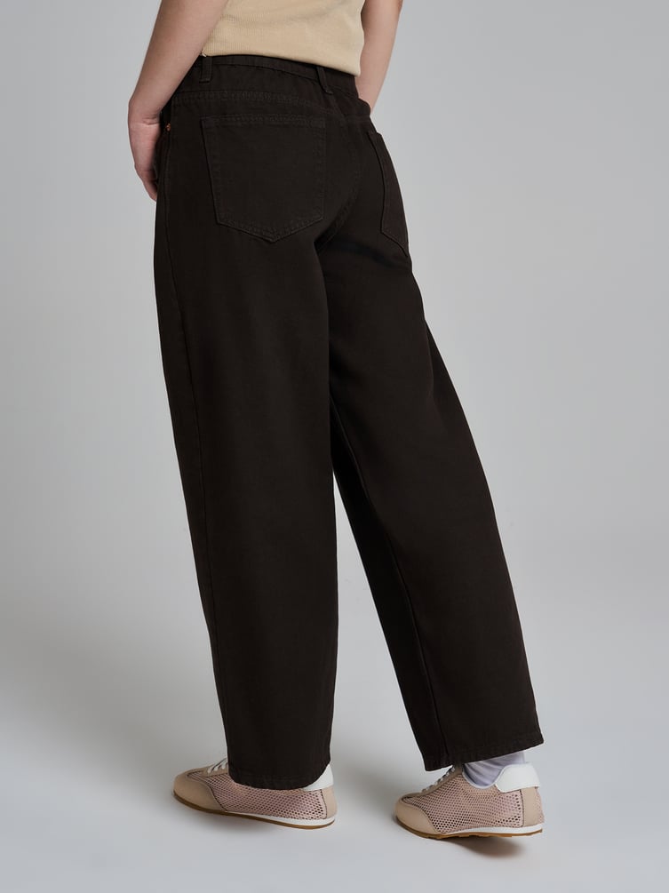 Джинсы широкие укороченные