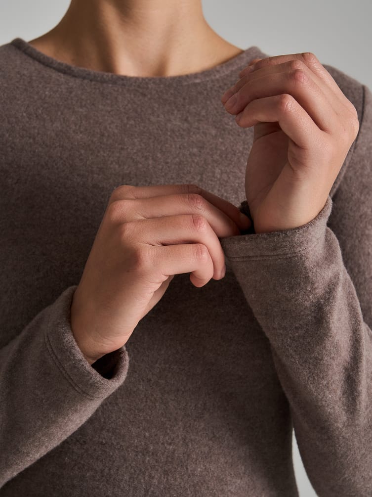 Лонгслив асимметричный  с драпировкой