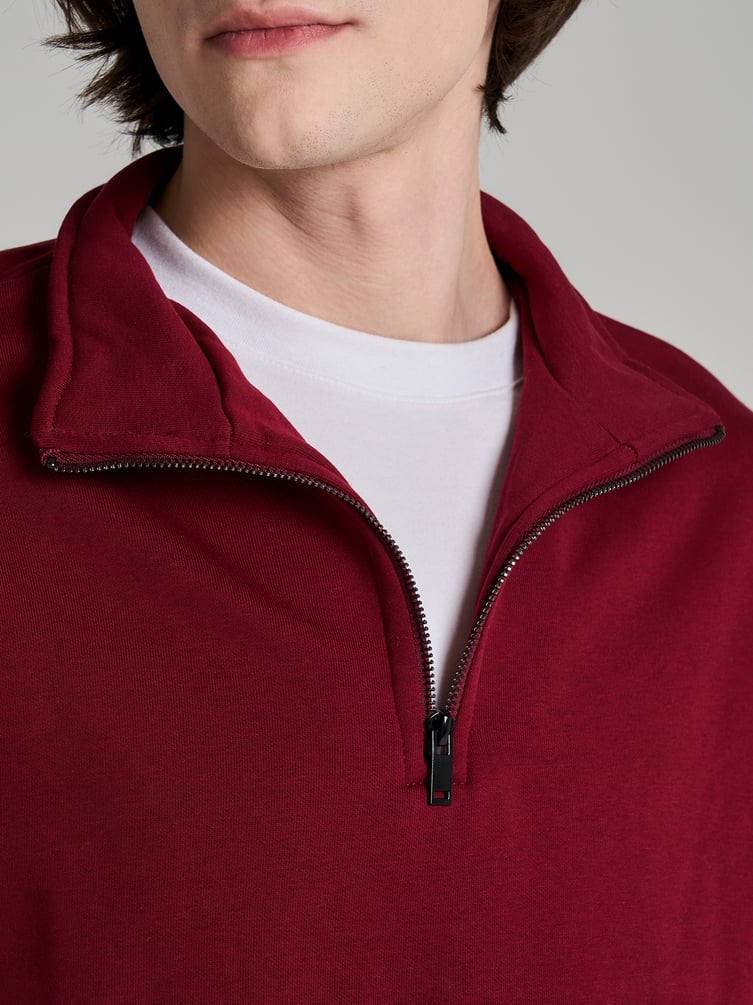 Утепленная толстовка с высоким горлом и начесом