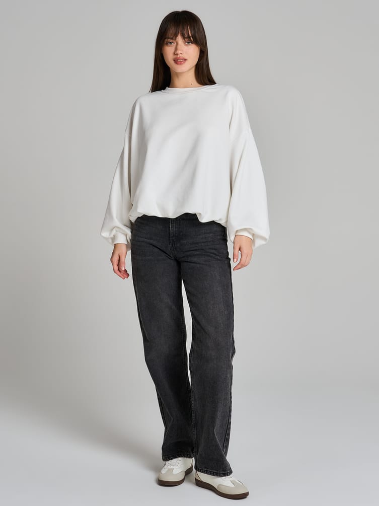 Свитшот с резинкой на талии