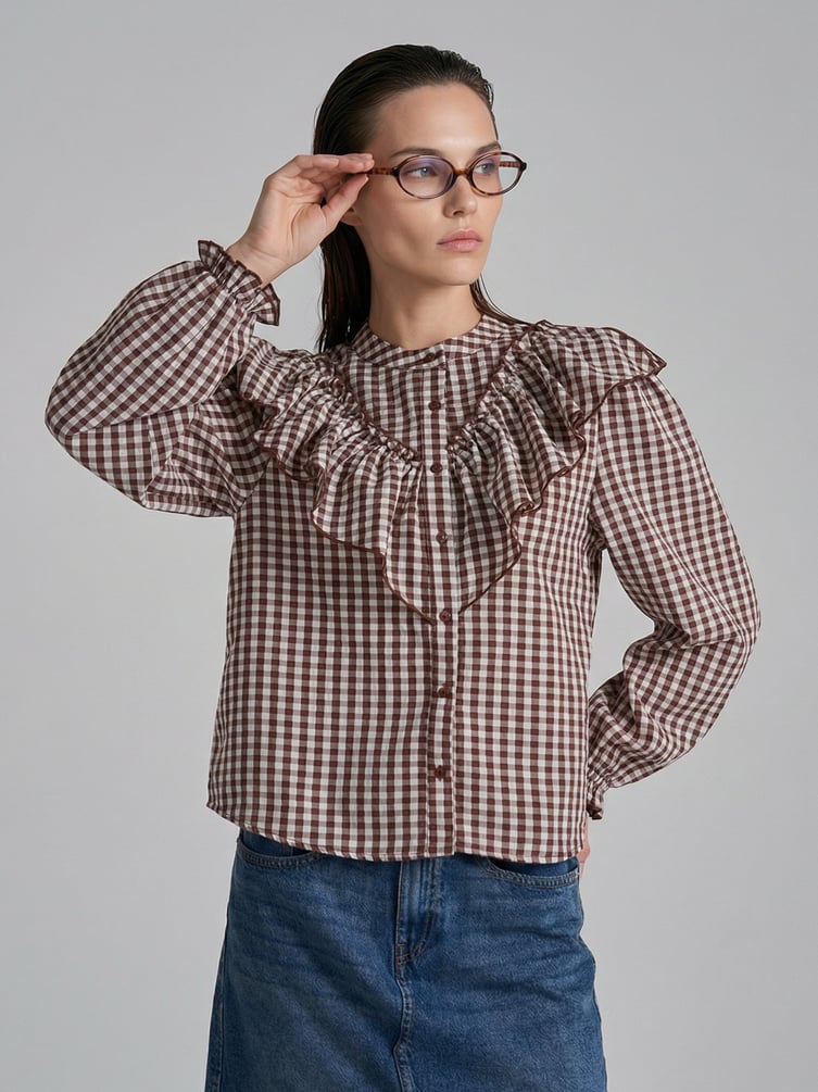 Блузка клетчатая с воланами