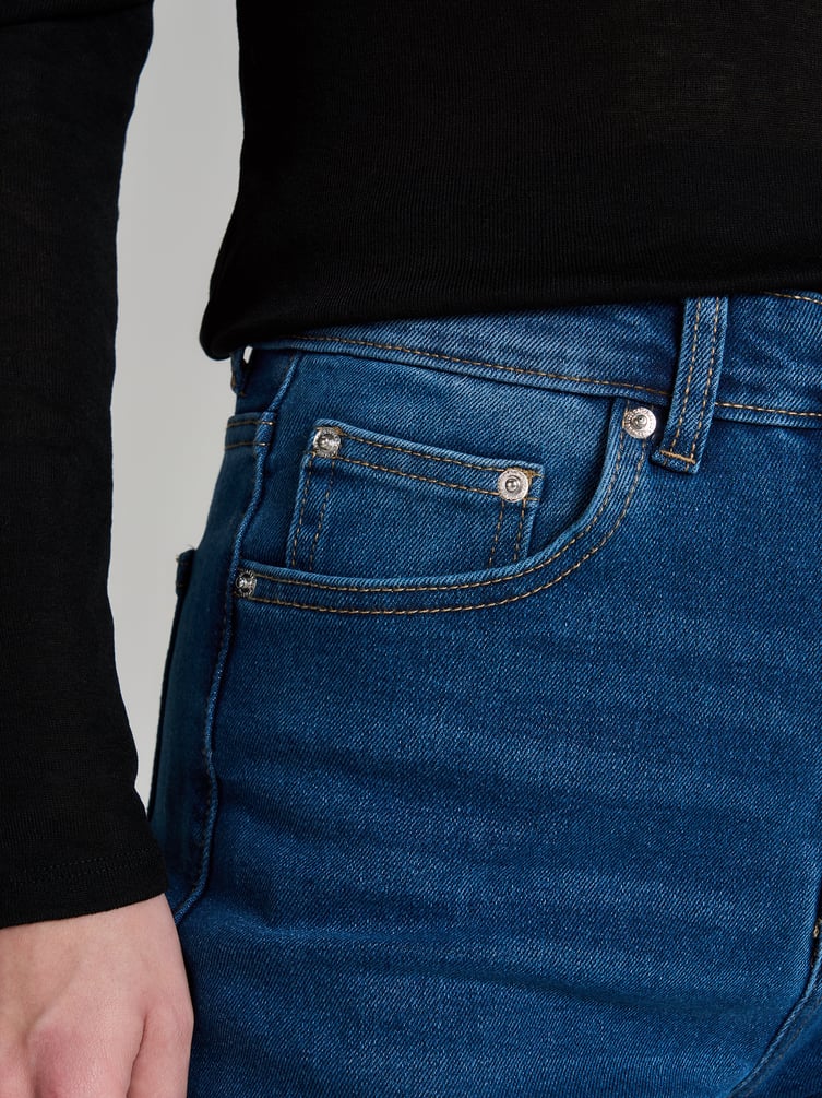 Джинсы широкие с завышенной талией