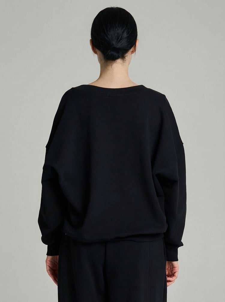 Свитшот с V-образным вырезом