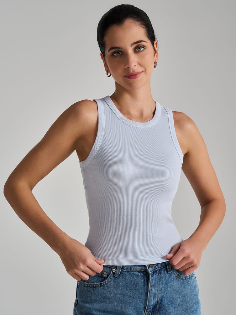 Майка на широких бретелях с вареным эффектом