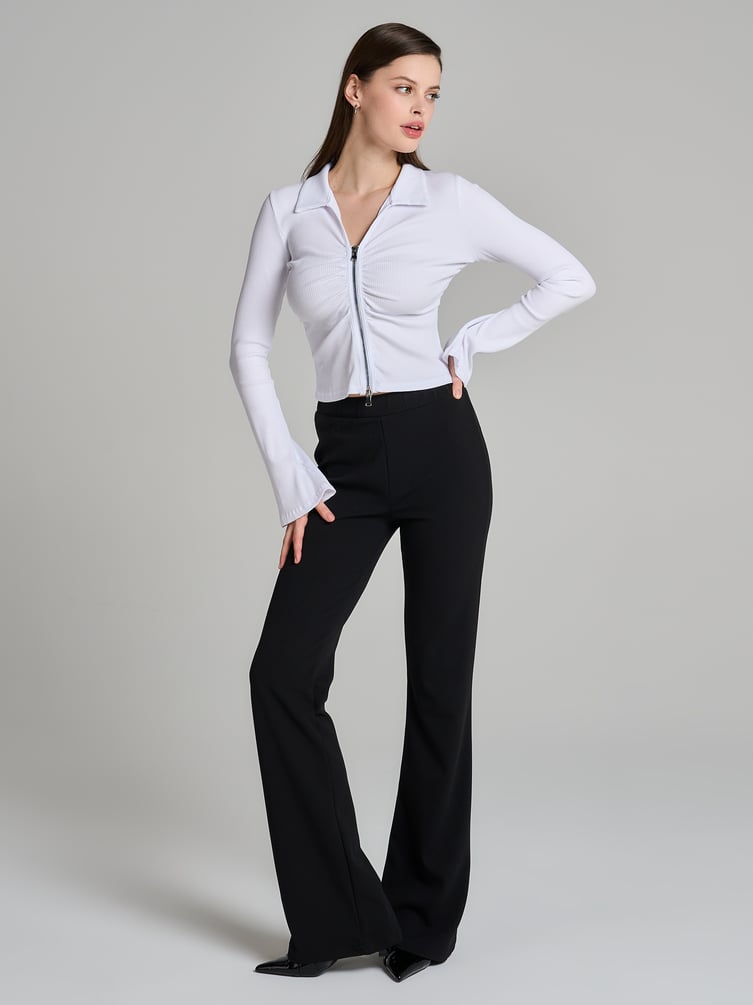 Блузка на молнии с рукавами клеш