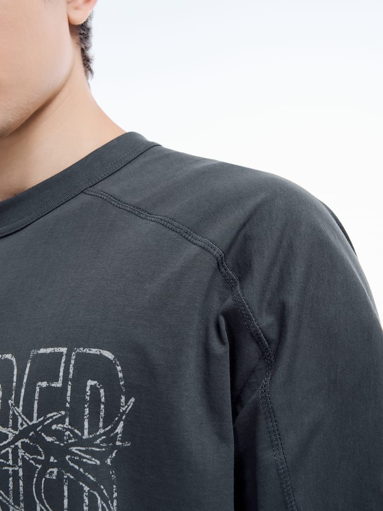 Плотная футболка оверсайз с надписью дрейн