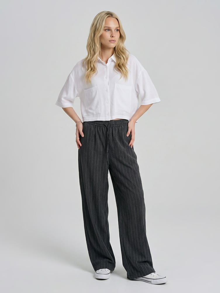 Рубашка укороченная с карманами