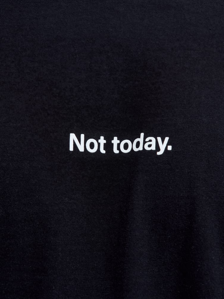 Футболка с надписью Not today
