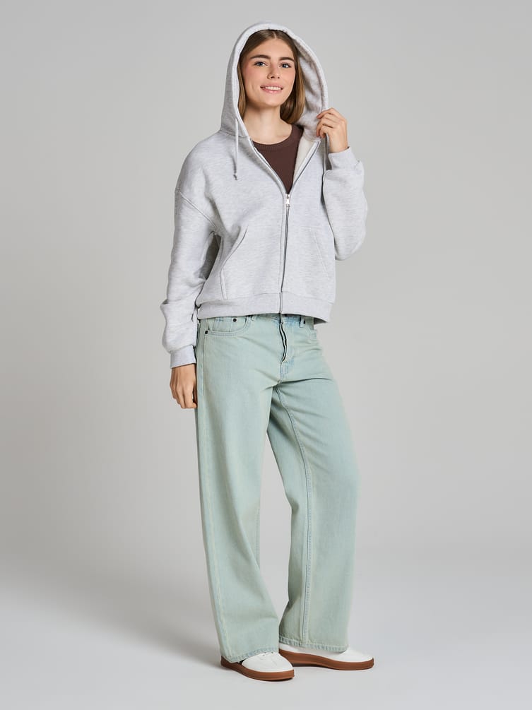 Толстовка утепленная с капюшоном и начесом