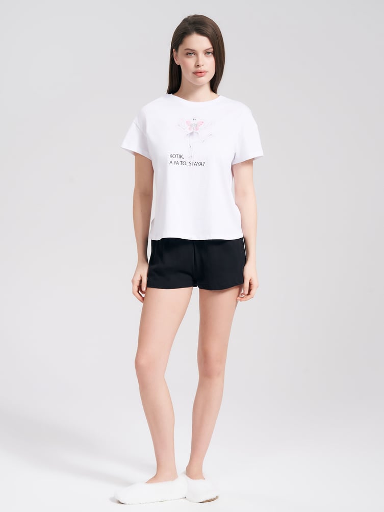 Пижама из хлопка с принтом и шортами