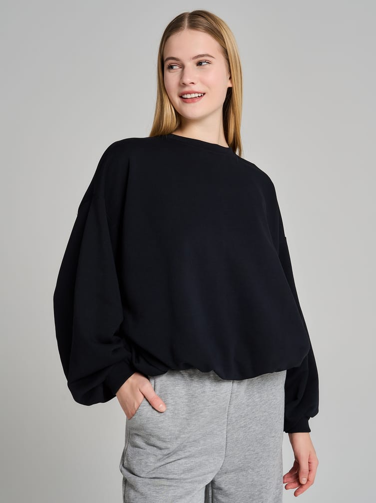 Свитшот с резинкой на талии