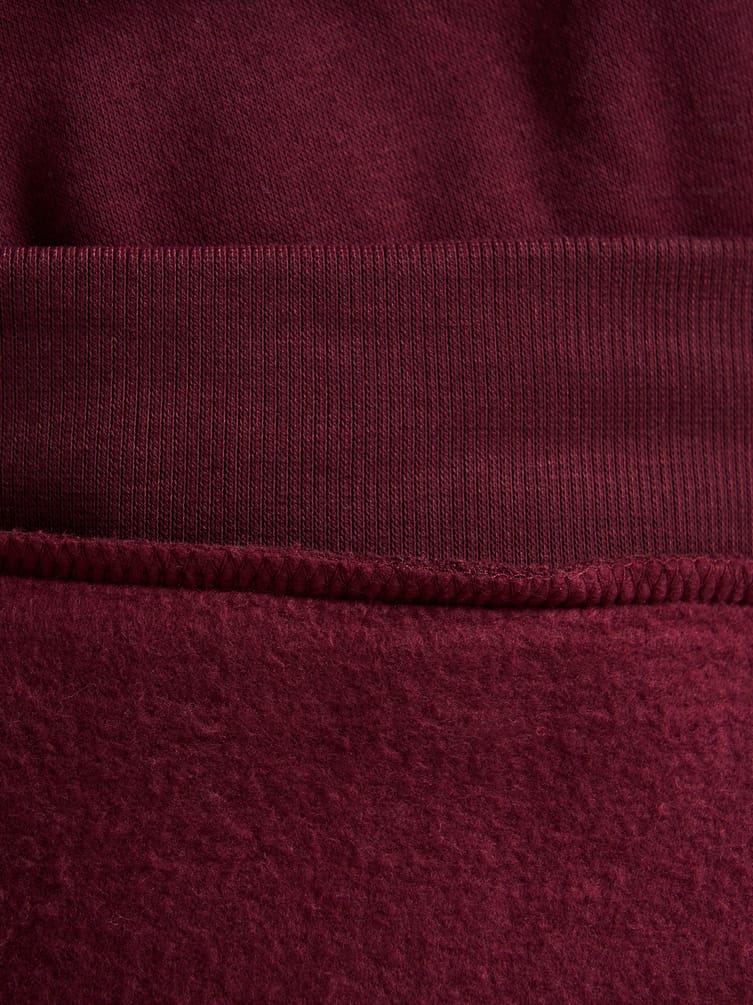 Толстовка теплая с полузамком с вышитой надписью