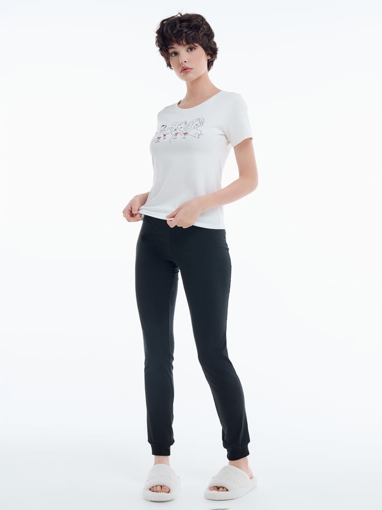 Пижама с принтом и брюками