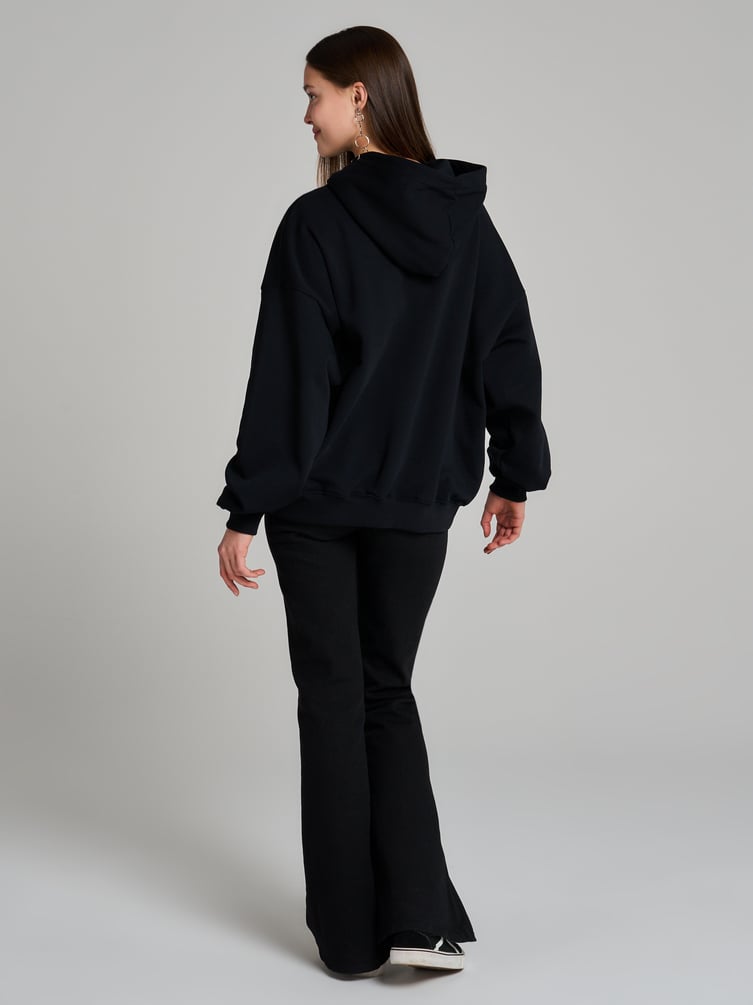 Тёплое худи с люверсами и кольцами