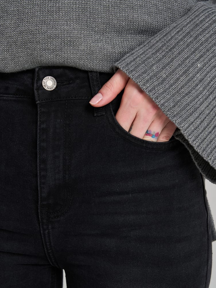 Джинсы скинни