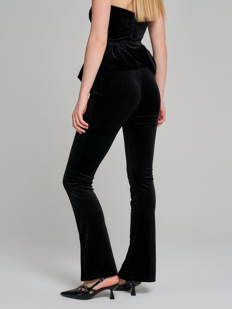 Брюки бархатные со стрелками и разрезами