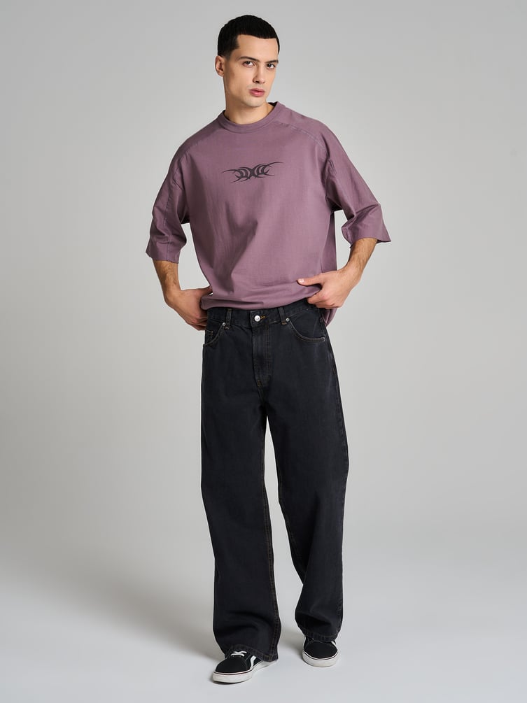 Джинсы слегка расклешенные