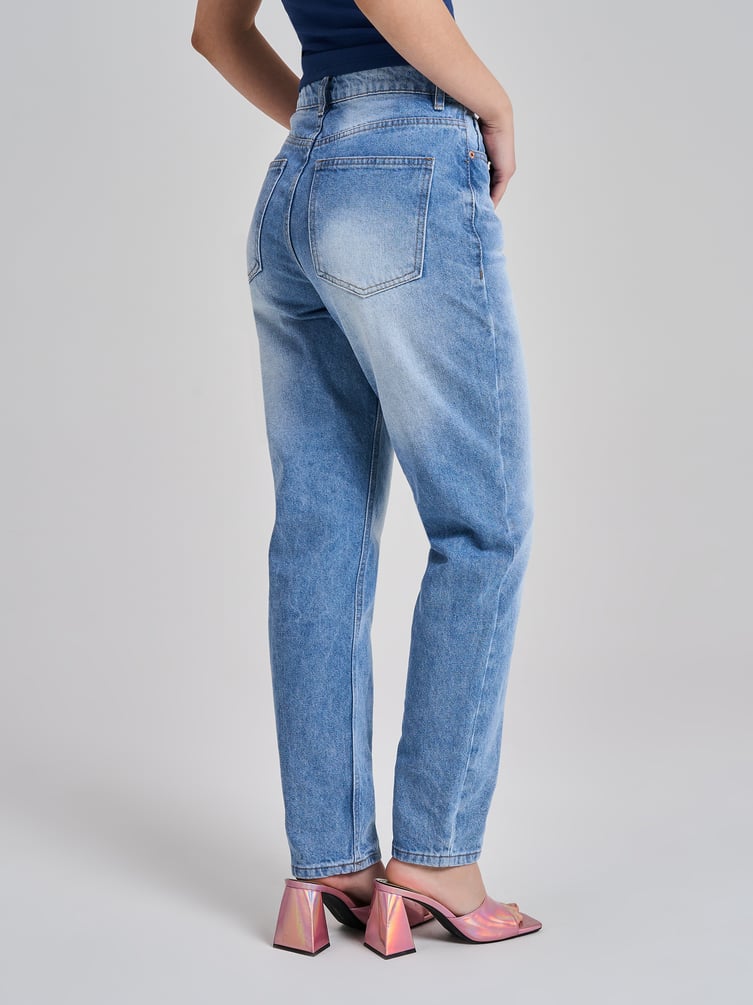 Джинсы мом