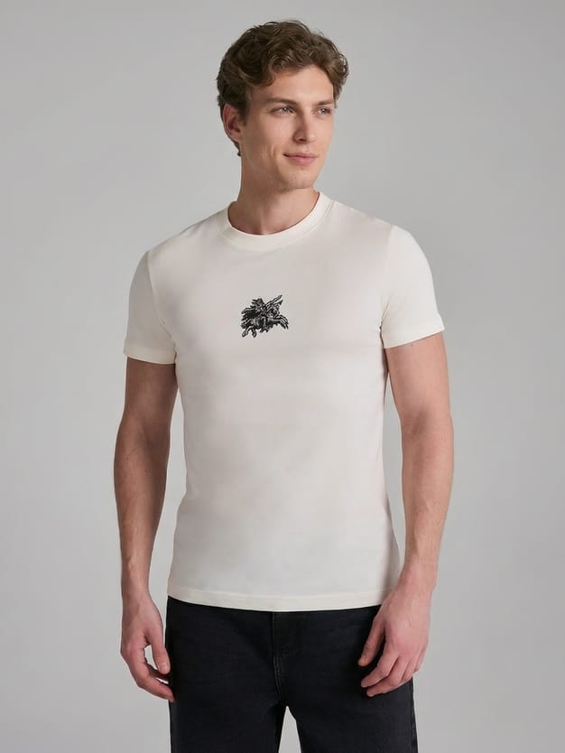 Футболка приталенная с принтом