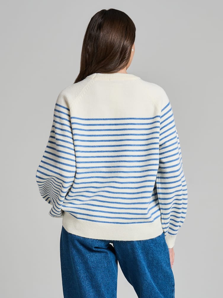 Джемпер трикотажный в полоску