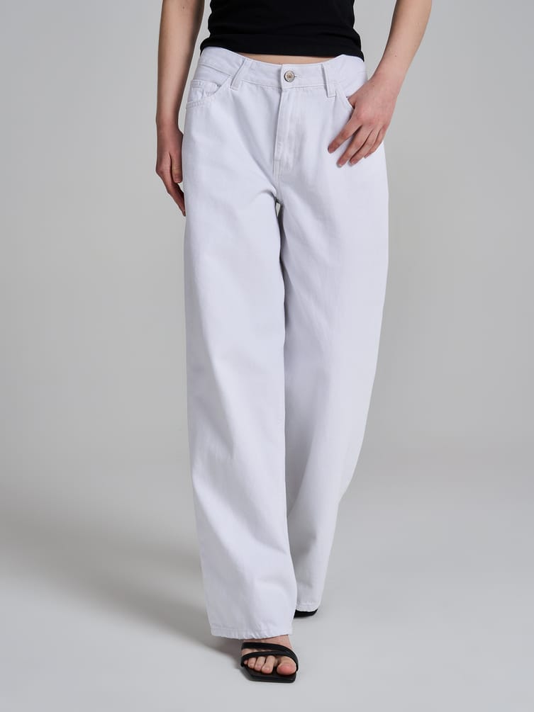 Джинсы широкие с вареным эффектом