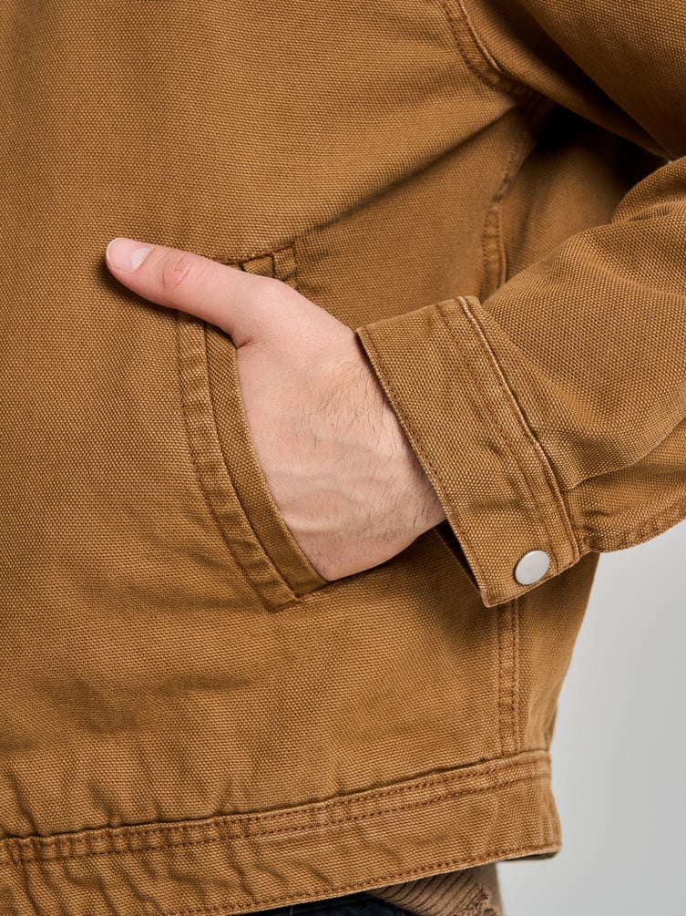 Джинсовая куртка