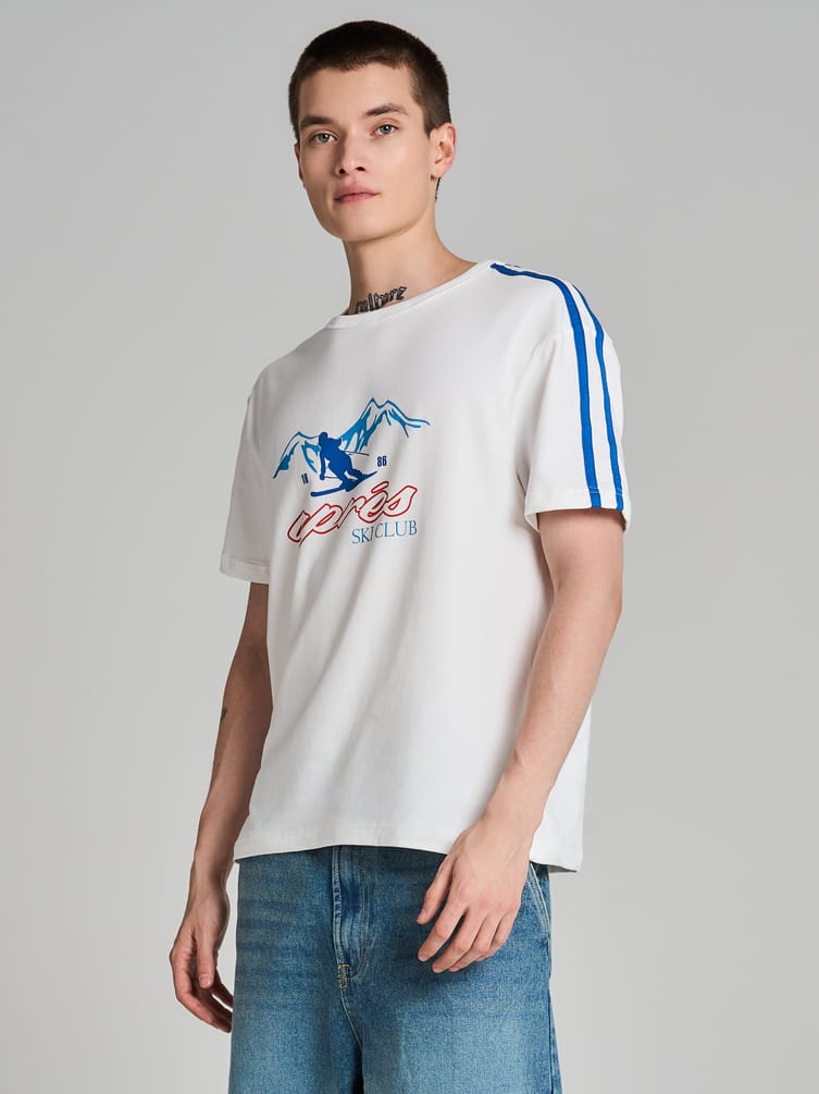 Футболка спортивная с принтом и лампасами