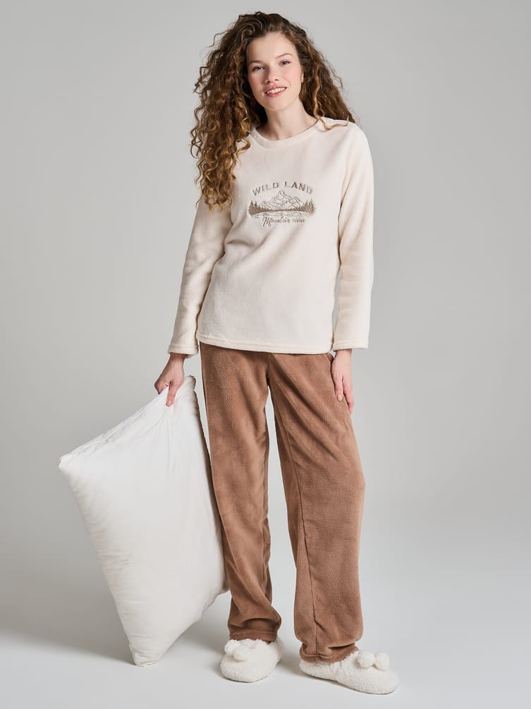 Пижама теплая плюшевая с вышивкой