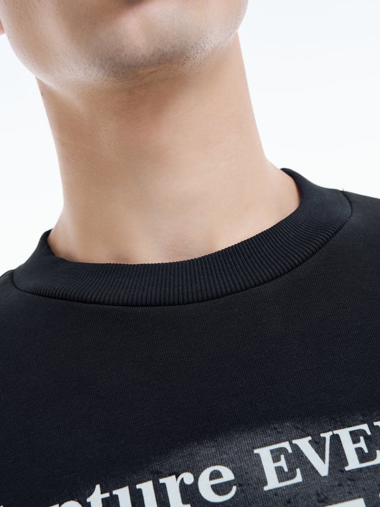 Свитшот оверсайз с принтом фотоаппарата