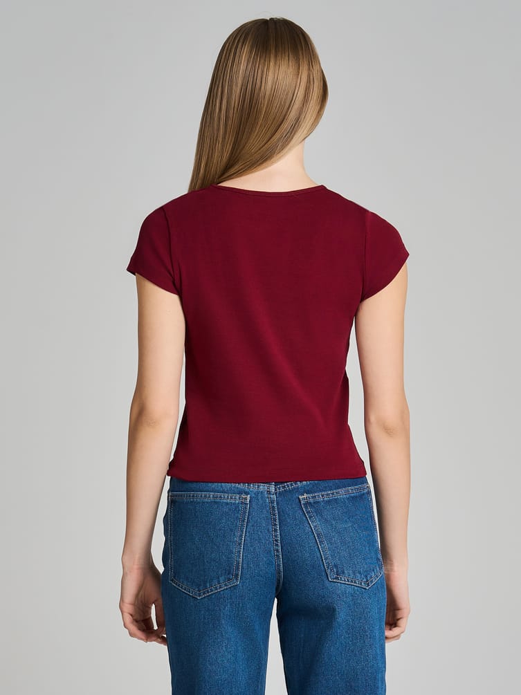 Футболка приталенная с надписью