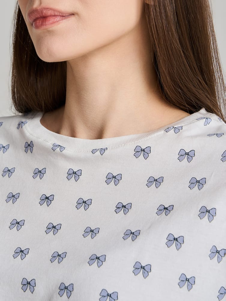 Пижама с рюшами и принтом бантиков