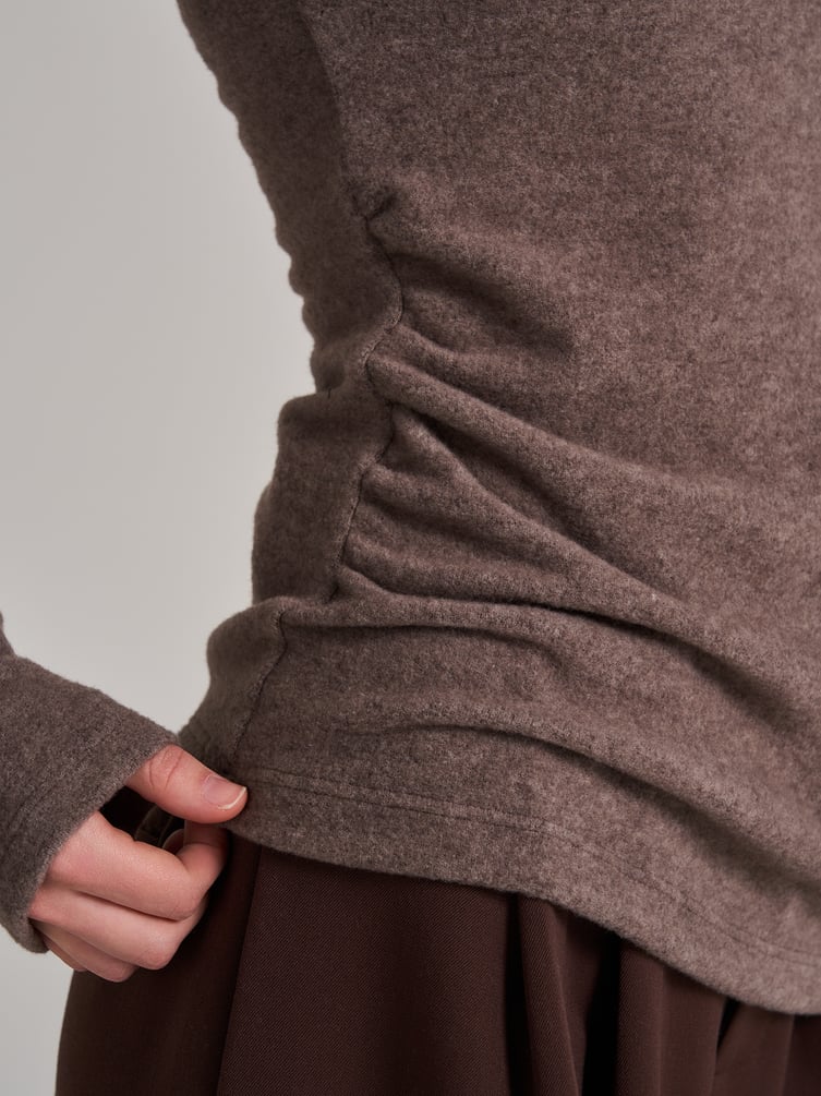 Лонгслив асимметричный с драпировкой