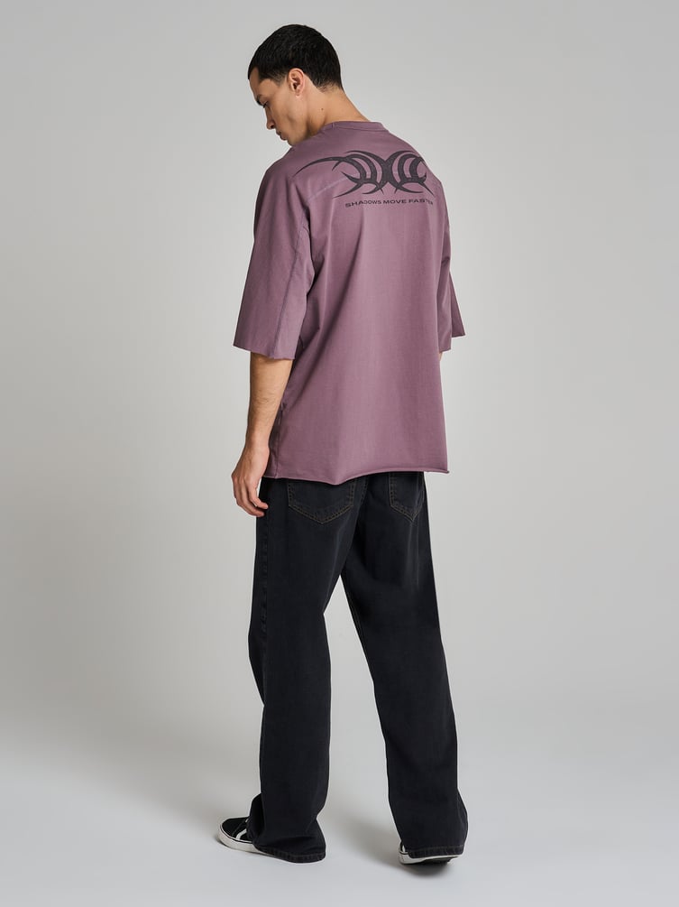 Джинсы слегка расклешенные