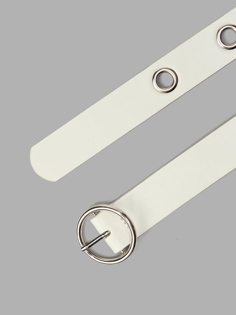 Классический ремень с широкими отверстиями