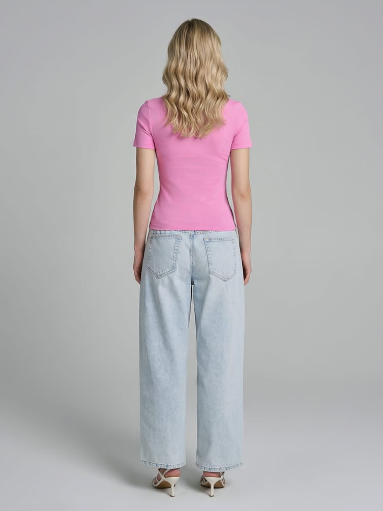 Джинсы широкие укороченные