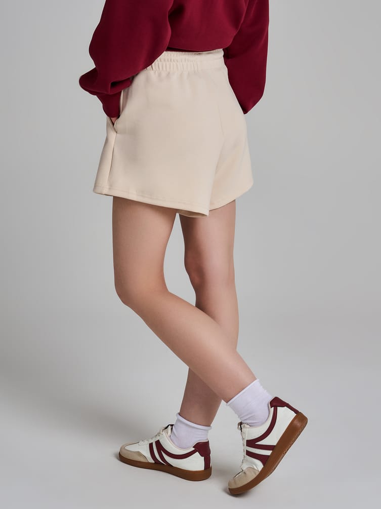 Шорты из вискозы со стрелками